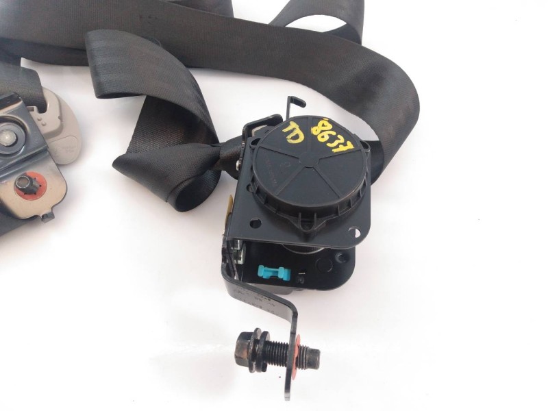 Recambio de cinturon seguridad trasero derecho para kia sportage drive 4x2 referencia OEM IAM 898203U200ED  E2-B5-34-2