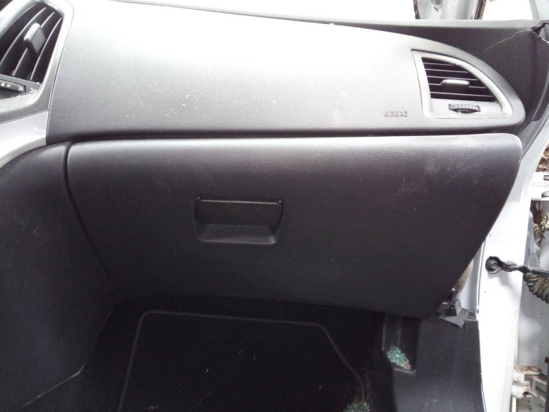 Recambio de guantera para opel astra j lim. enjoy referencia OEM IAM   