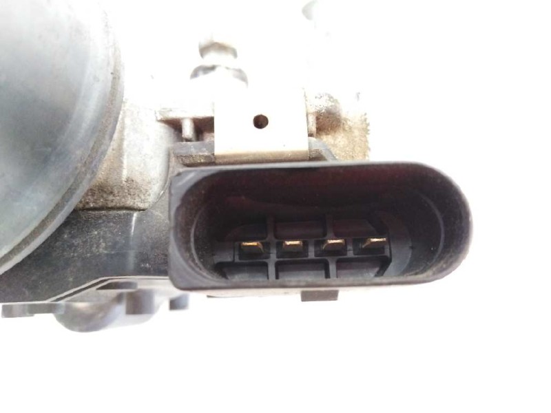 Recambio de motor limpia delantero para seat altea (5p1) referencia OEM IAM 5P0955119A 0390241758 E1-B6-48-4