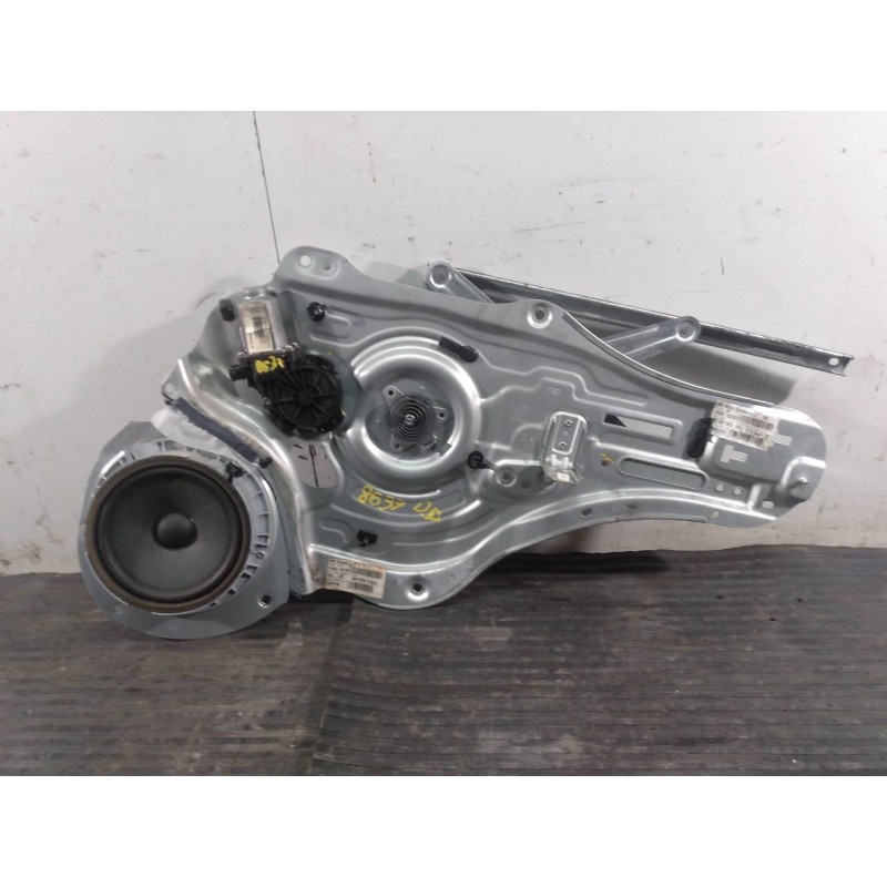 Recambio de elevalunas delantero derecho para kia sportage drive 4x2 referencia OEM IAM 824803U120  P2-B3-32