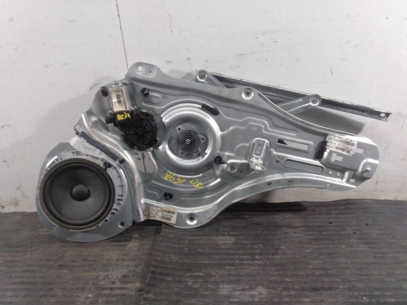 Recambio de elevalunas delantero derecho para kia sportage drive 4x2 referencia OEM IAM 824803U120  P2-B3-32