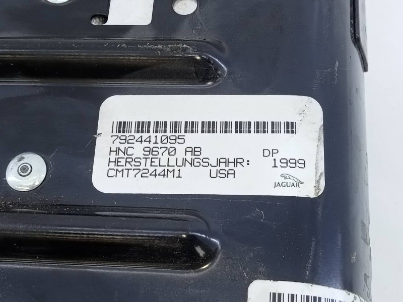Recambio de airbag delantero derecho para jaguar daimler referencia OEM IAM 792441095  E2-B3-49-2
