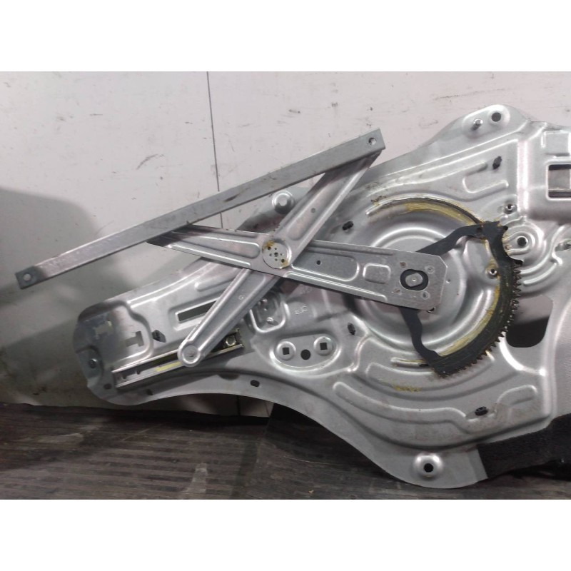 Recambio de elevalunas delantero derecho para kia sportage drive 4x2 referencia OEM IAM 824803U120  P2-B3-32