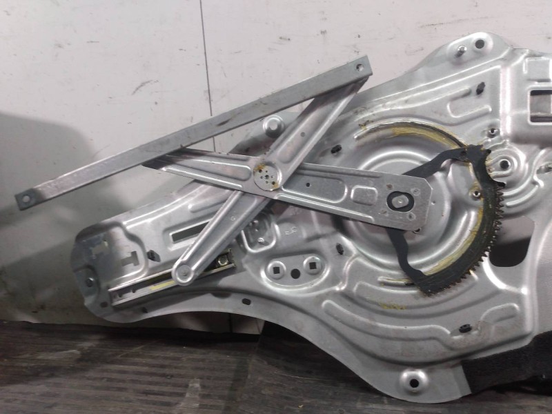 Recambio de elevalunas delantero derecho para kia sportage drive 4x2 referencia OEM IAM 824803U120  P2-B3-32