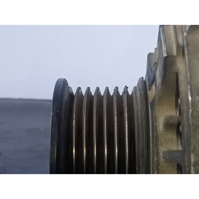 Recambio de alternador para jaguar daimler referencia OEM IAM 1012117633  P3-A5-29-2