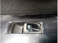 MANDO ELEVALUNAS DELANTERO DERECHO 