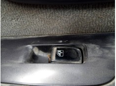 MANDO ELEVALUNAS TRASERO DERECHO 