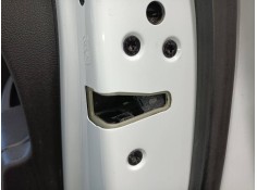 CERRADURA PUERTA TRASERA DERECHA 