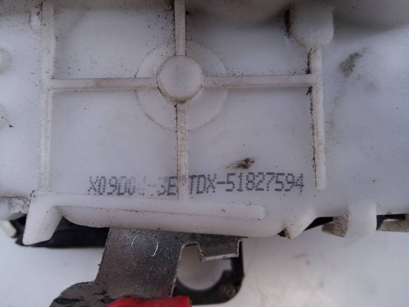 Recambio de cerradura puerta delantera derecha para fiat nuova 500 (150) pop referencia OEM IAM TDX51827594  E2-B2-55-1