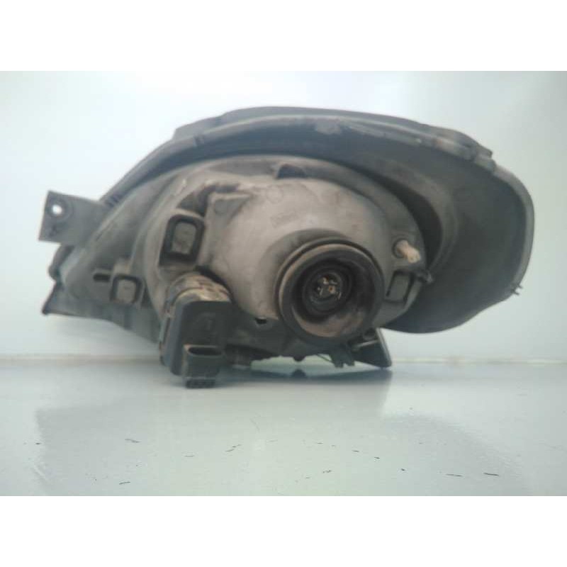 Recambio de faro derecho para nissan primastar (x83) avantour 7 asientos, batalla corta 2,75t referencia OEM IAM 91165720 770031