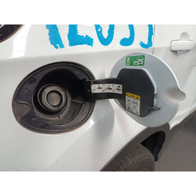 Recambio de tapa exterior combustible para ford kuga (cbs) titanium referencia OEM IAM   