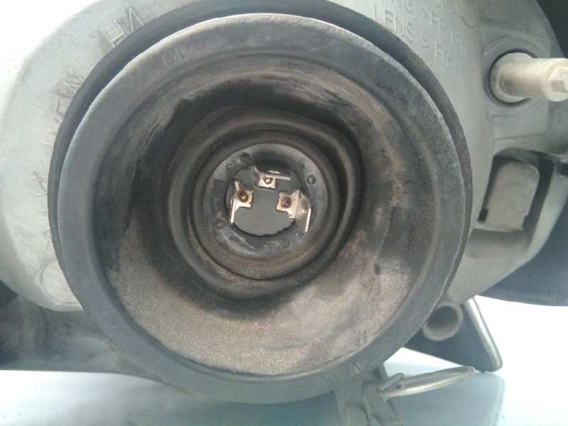 Recambio de faro derecho para nissan primastar (x83) avantour 7 asientos, batalla corta 2,75t referencia OEM IAM 91165720 770031