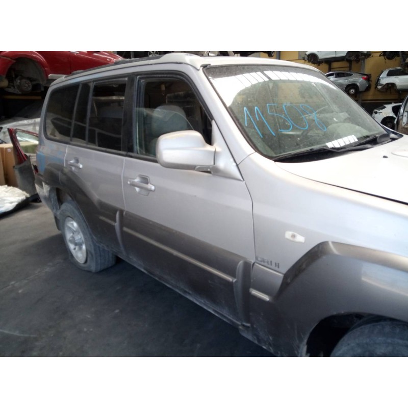 Recambio de puerta delantera derecha para hyundai terracan (hp) 2.9 crdi gl referencia OEM IAM   