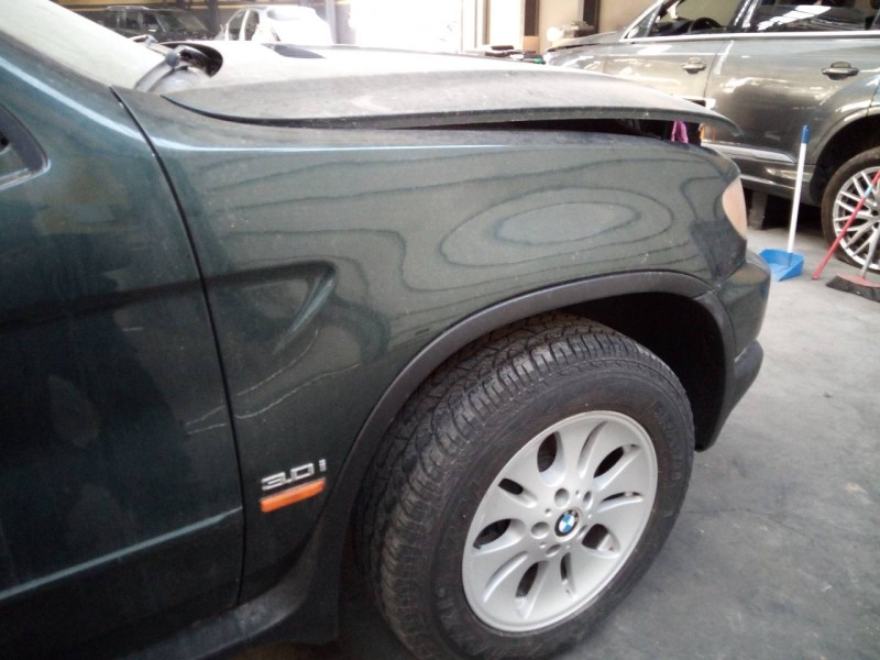 Recambio de aleta delantera derecha para bmw x5 (e53) 3.0i referencia OEM IAM   