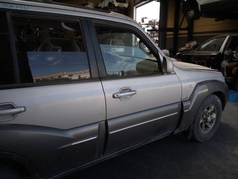 Recambio de puerta delantera derecha para hyundai terracan (hp) 2.9 crdi gl referencia OEM IAM   