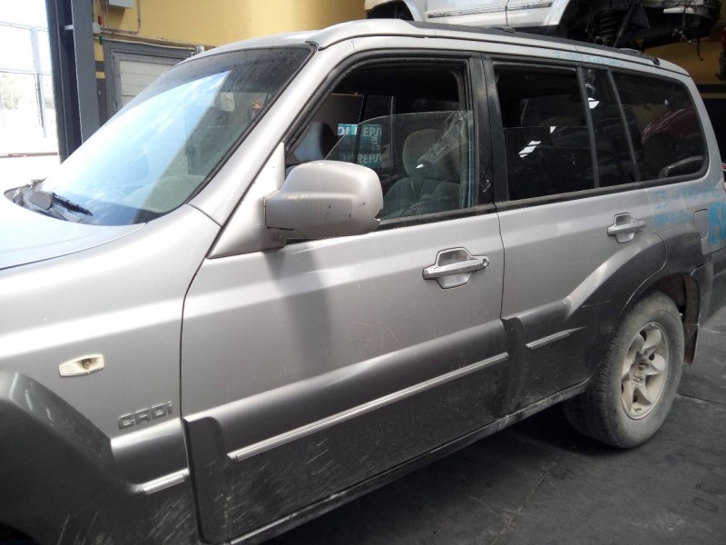 Recambio de puerta delantera izquierda para hyundai terracan (hp) 2.9 crdi gl referencia OEM IAM   
