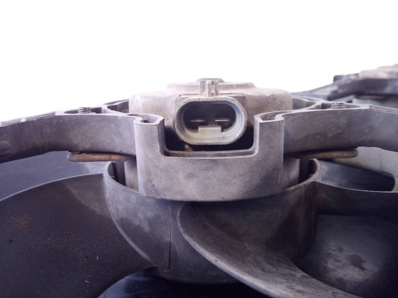 Recambio de electroventilador para jaguar daimler referencia OEM IAM   P2--B8-8