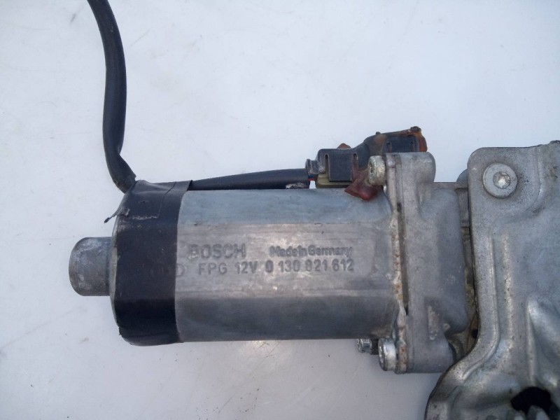 Recambio de elevalunas trasero izquierdo para jaguar daimler referencia OEM IAM 0130821612  E2-B3-34-2