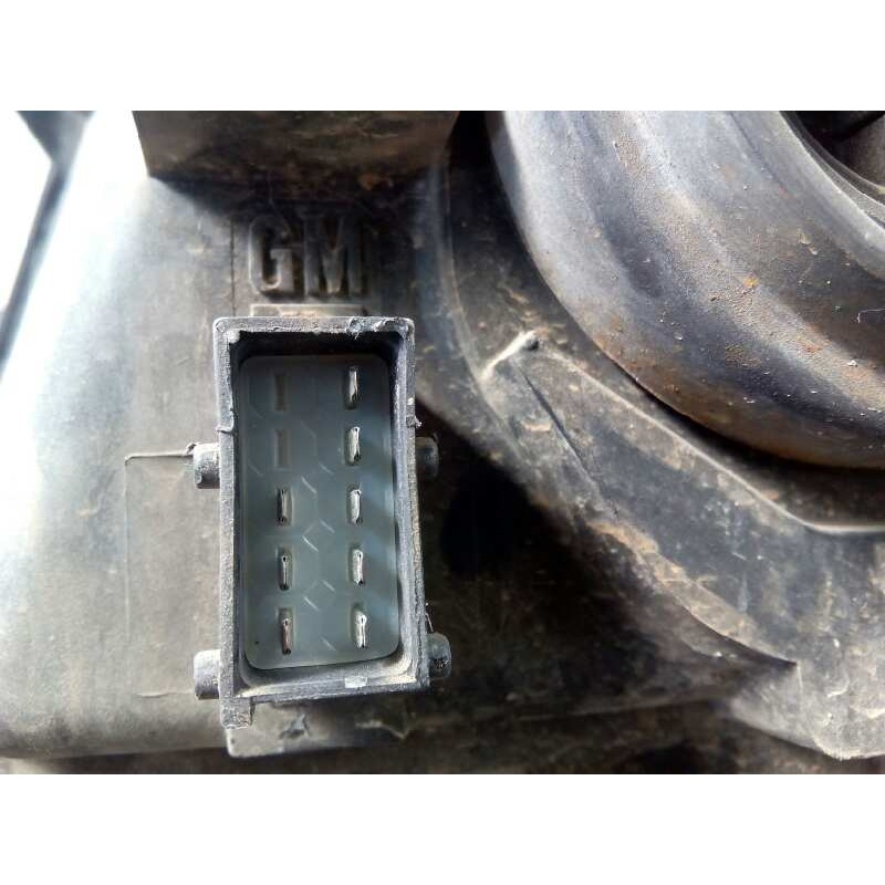 Recambio de faro derecho para opel meriva 1.7 16v cdti cat referencia OEM IAM 93321053  E2-B6-57-1