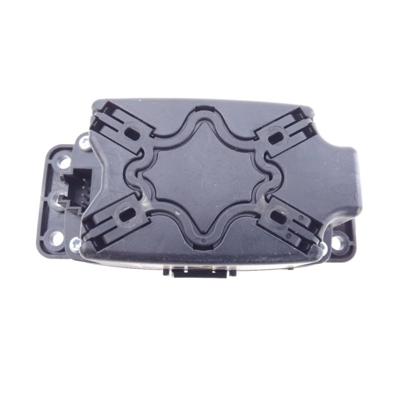 Recambio de sistema navegacion gps para mercedes-benz clase a (w176) a 180 cdi blueefficiency (176.012) referencia OEM IAM   E3-