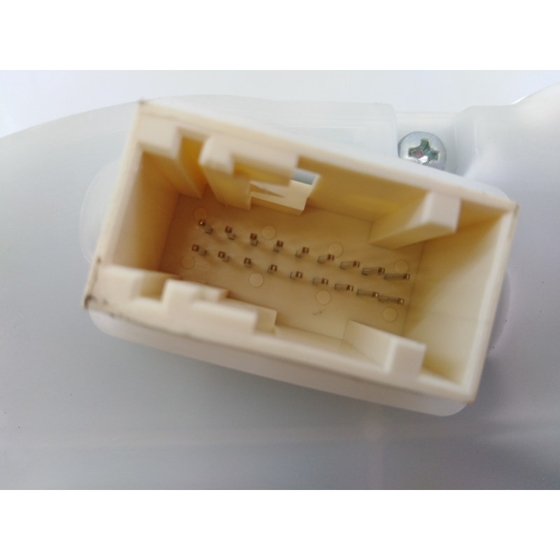 Recambio de cuadro instrumentos para peugeot 2008 (p1) allure referencia OEM IAM 9825986680  E3-B2-43-4