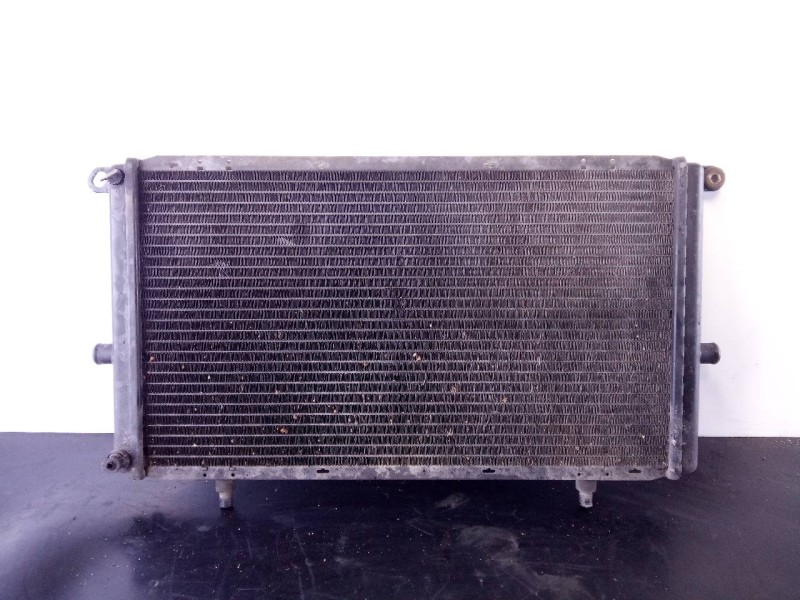 Recambio de radiador agua para jaguar daimler referencia OEM IAM MNC8200AE  P2-B6-4