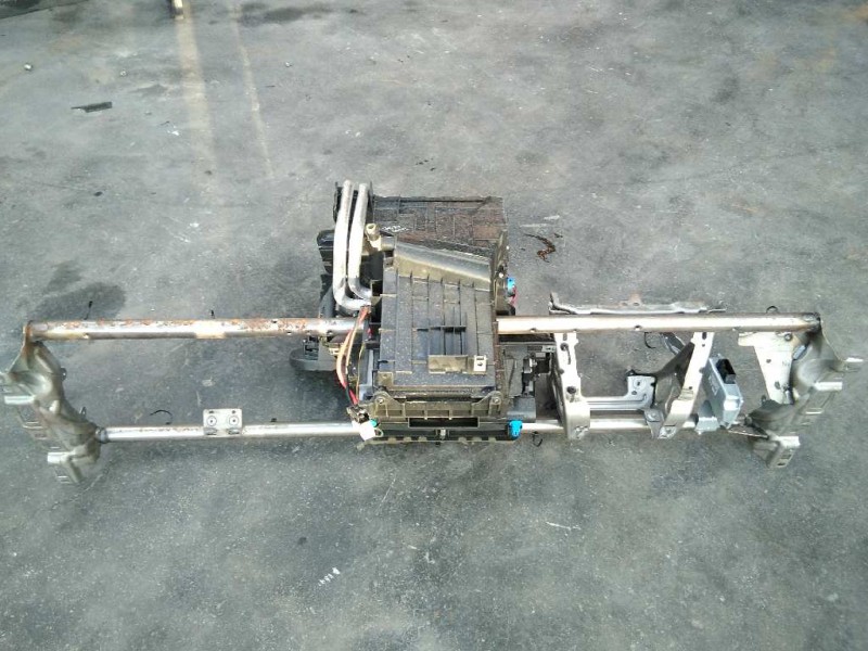 Recambio de calefaccion entera normal para ford focus turn. (cb8) titanium referencia OEM IAM BV6N19B555NE 8V6N18D612CB P2-A2-5