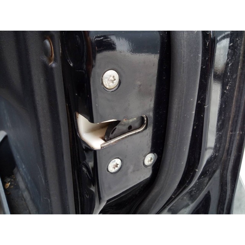 Recambio de cerradura puerta delantera derecha para mitsubishi montero (v80/v90) 3.2 di-d intense (5-ptas.) referencia OEM IAM  