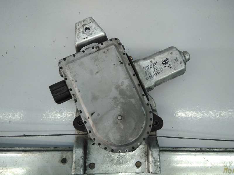 Recambio de elevalunas delantero derecho para mitsubishi montero (v60/v70) referencia OEM IAM 0620200720 MN117080 E2-B4-55-2