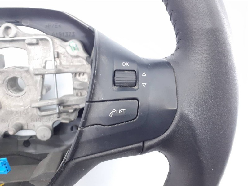 Recambio de volante para peugeot 2008 (p1) allure referencia OEM IAM 98084115ZD  E1-A4-26-1