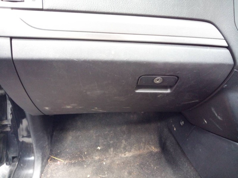 Recambio de guantera para mitsubishi montero (v80/v90) 3.2 di-d intense (5-ptas.) referencia OEM IAM   