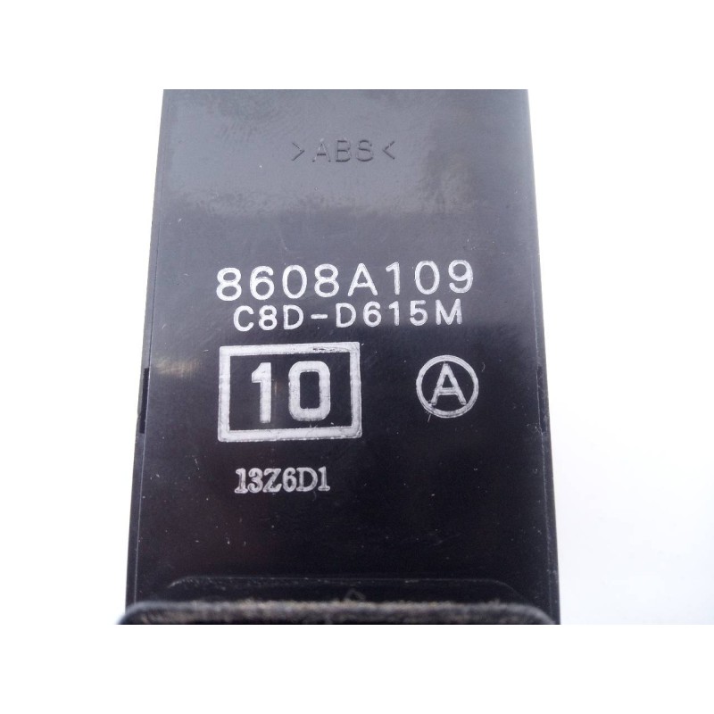Recambio de mando elevalunas delantero derecho para mitsubishi montero (v80/v90) 3.2 di-d intense (5-ptas.) referencia OEM IAM 8