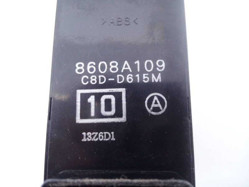 Recambio de mando elevalunas delantero derecho para mitsubishi montero (v80/v90) 3.2 di-d intense (5-ptas.) referencia OEM IAM 8