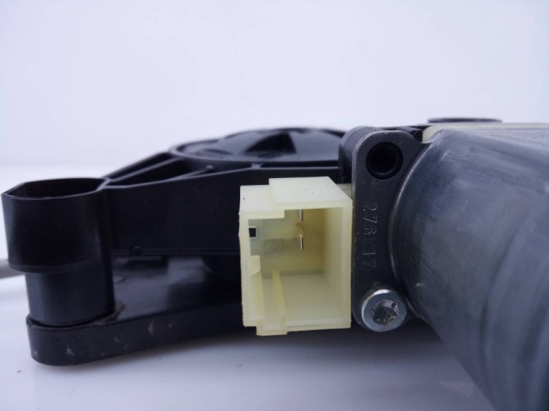 Recambio de elevalunas trasero derecho para volkswagen tiguan sport 4motion bmt referencia OEM IAM 0130822714 E850202098 E1-B6-5