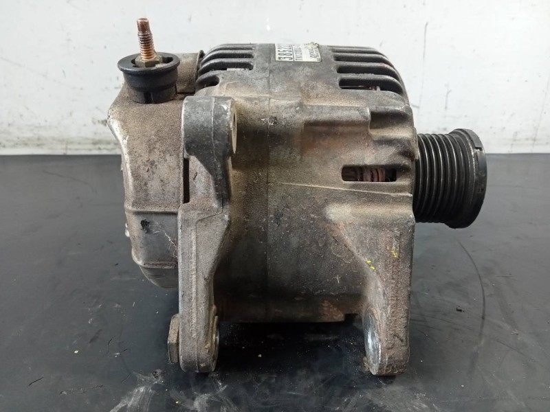 Recambio de alternador para chrysler jeep gr.cherokee (wj/wg) 3.1 td laredo referencia OEM IAM 38522276F  P3-B5-5-1