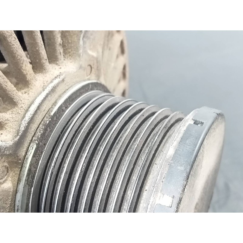 Recambio de alternador para chrysler jeep gr.cherokee (wj/wg) 3.1 td laredo referencia OEM IAM 38522276F  P3-B5-5-1