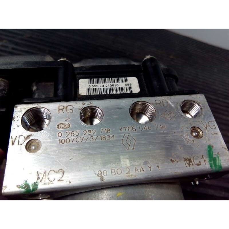 Recambio de abs para dacia sandero referencia OEM IAM 476604621R 0265801018 P3-A8-30-3