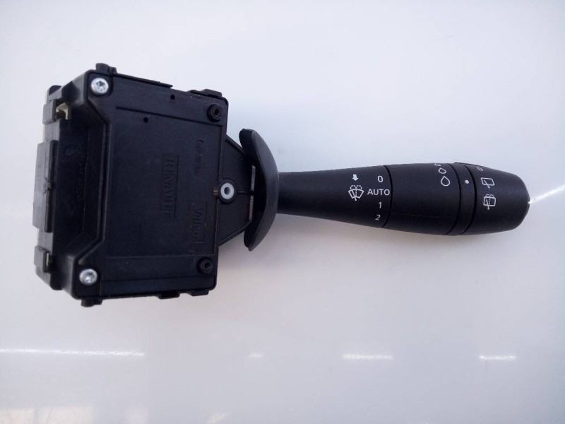 Recambio de mando limpia para renault clio iv business referencia OEM IAM 255676085R E106703231 E2-A1-3-2
