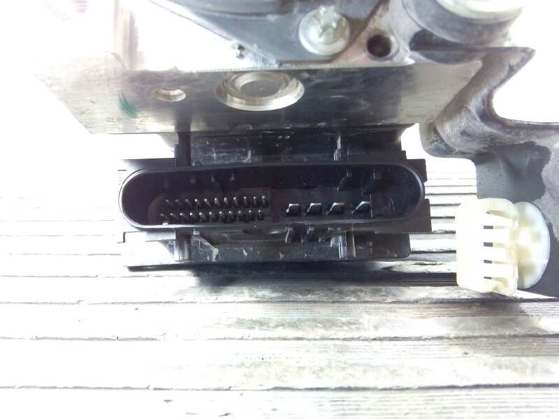 Recambio de abs para dacia sandero referencia OEM IAM 476604621R 0265801018 P3-A8-30-3