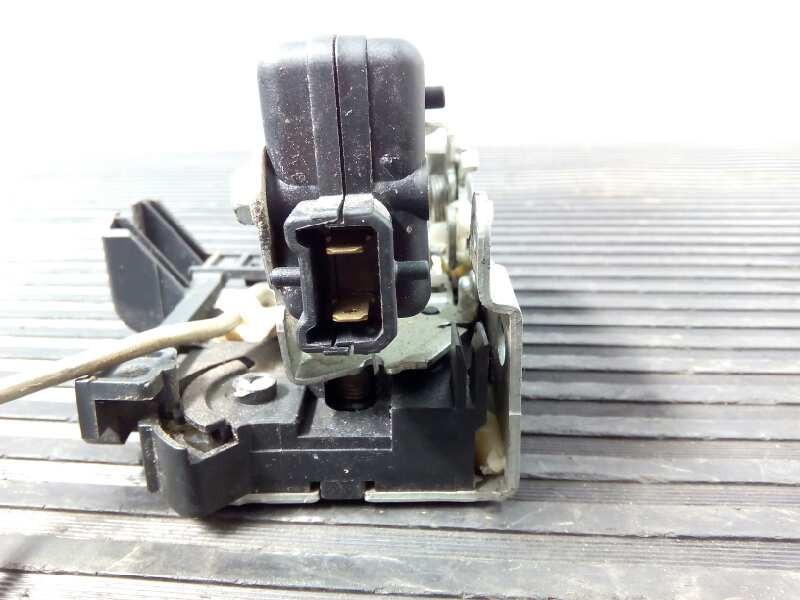 Recambio de cerradura puerta delantera derecha para dacia sandero referencia OEM IAM   E1-A1-8-4