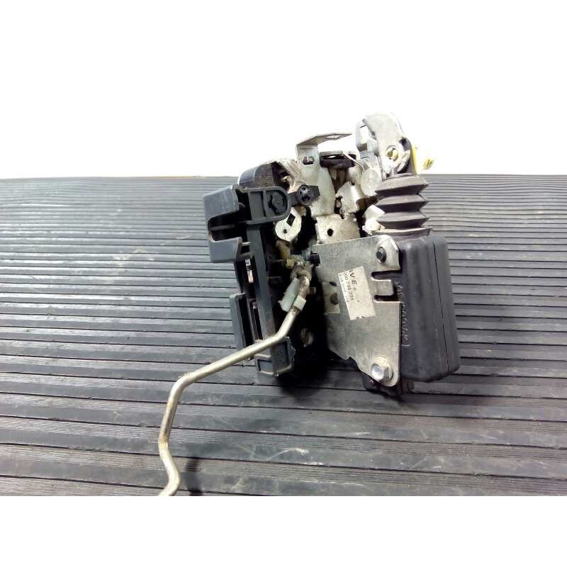 Recambio de cerradura puerta delantera derecha para dacia sandero referencia OEM IAM   E1-A1-8-4