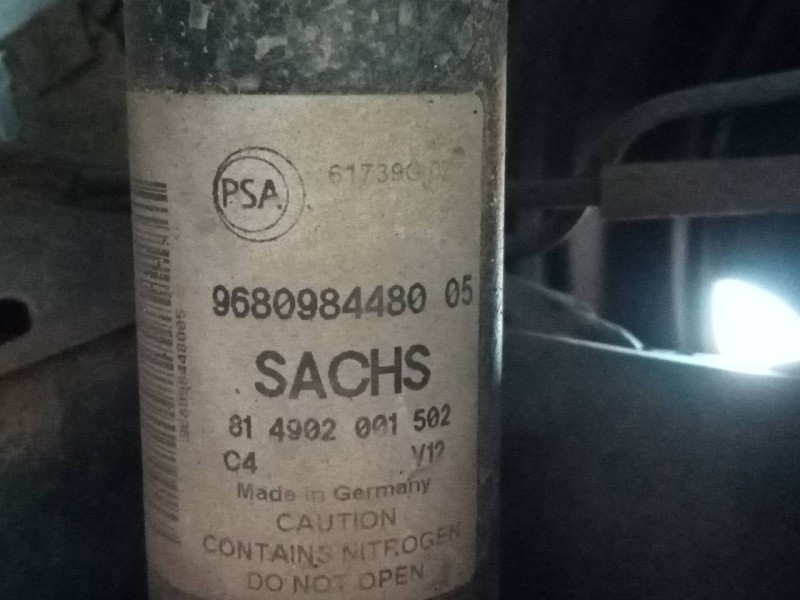 Recambio de amortiguador trasero derecho para peugeot partner kasten confort l1 referencia OEM IAM 9680984480  