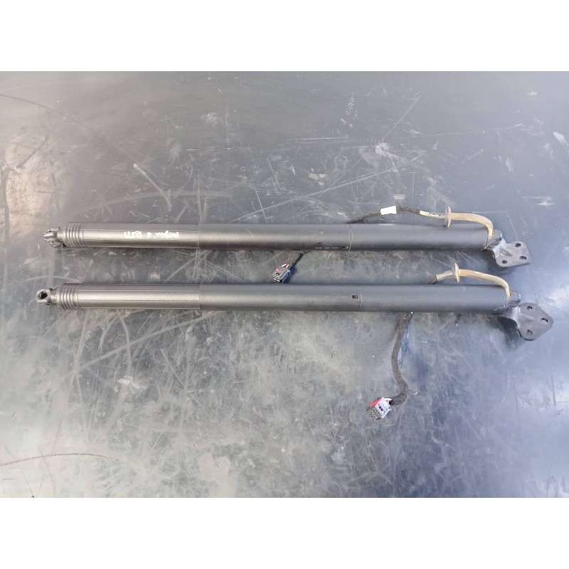 Recambio de amortiguadores maletero / porton para porsche macan (typ ) s diesel referencia OEM IAM   P2-B3-4