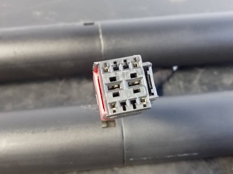 Recambio de amortiguadores maletero / porton para porsche macan (typ ) s diesel referencia OEM IAM   P2-B3-4