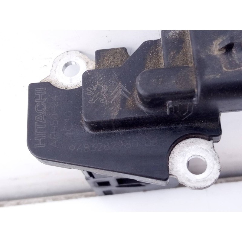 Recambio de caudalimetro para peugeot partner kasten confort l1 referencia OEM IAM 9683282980  E3-B2-24-1