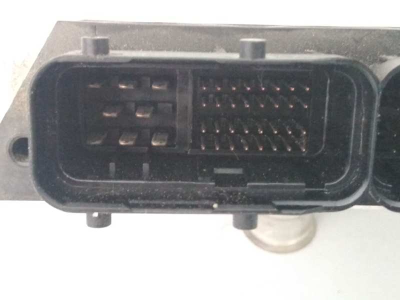 Recambio de centralita motor uce para toyota yaris active referencia OEM IAM 896610DC30 0281015387 E3-B2-13-2