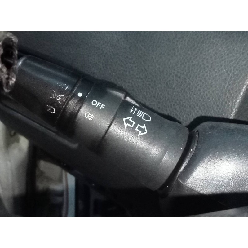 Recambio de mando intermitentes para nissan x-trail (t30) comfort referencia OEM IAM   