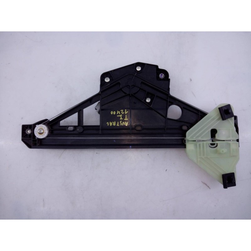 Recambio de elevalunas trasero izquierdo para renault austral alpine referencia OEM IAM 827210436R  E1-A1-48-2