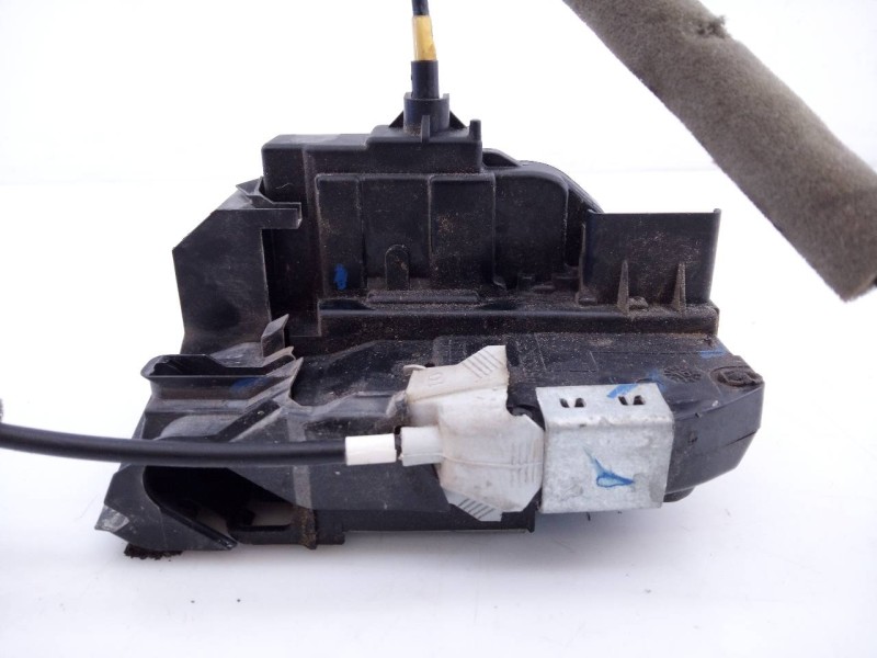 Recambio de cerradura puerta delantera derecha para renault kadjar limited referencia OEM IAM   E1-A1-44-2