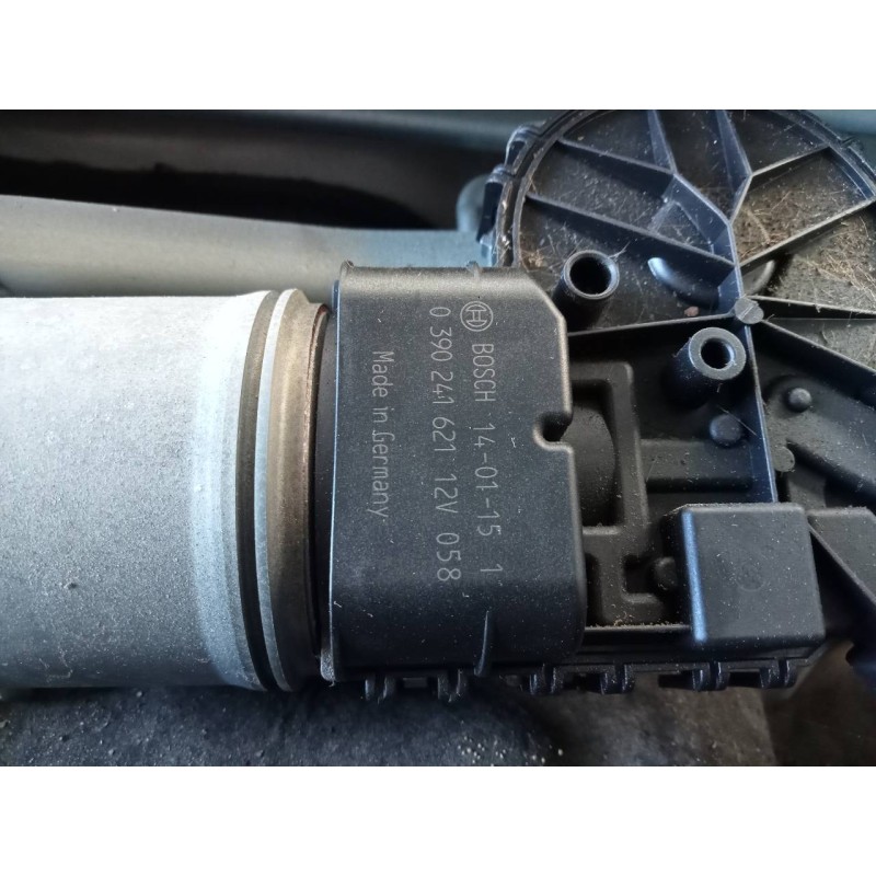 Recambio de motor limpia delantero para peugeot partner kasten confort l1 referencia OEM IAM 0390241621  